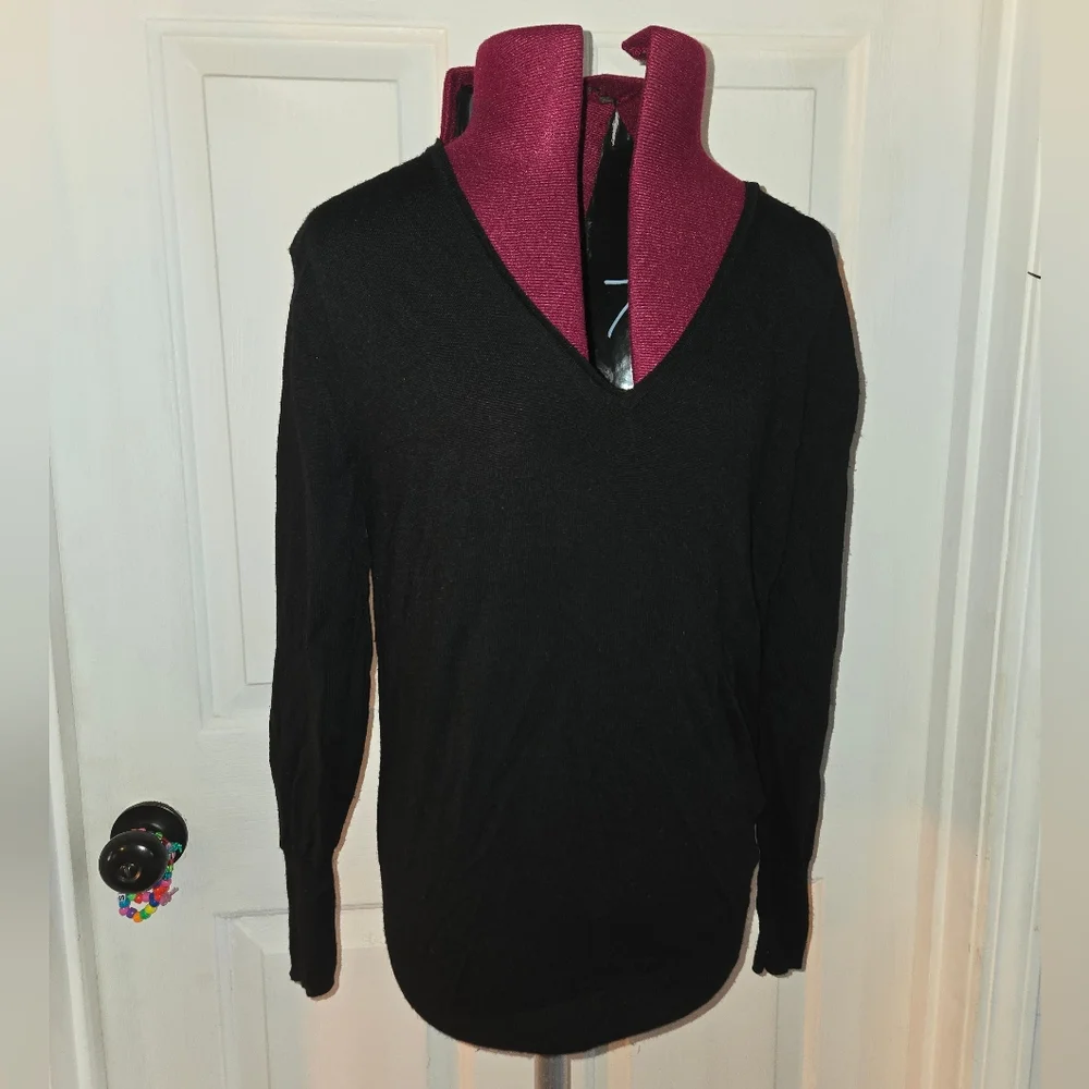 J. Crew Black V Neck Merino Wool Knit Warm Medium Sweater